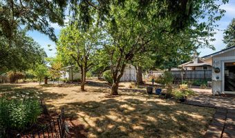 19600 S SOUTH END Rd, Oregon City, OR 97045