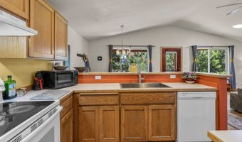 163 SE Dorrie Ct, Bend, OR 97702