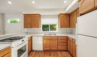 426 Parkside Dr, Ashland, OR 97520