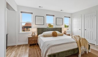 1801 T St NW 10, Washington, DC 20009