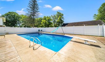 1543 Cherry Ln, Ashtabula, OH 44004