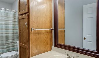 2818 Oakwood Dr, Bardstown, KY 40004