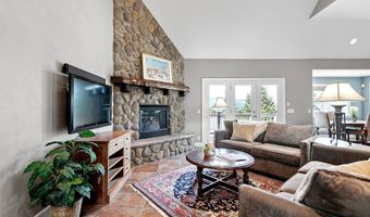 380 Mountaingate Dr, Springfield, OR 97478