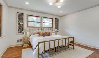 314 Kirkwood Ln, Camden, SC 29020