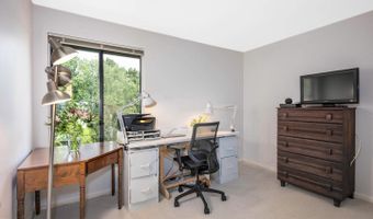 38 GREAT PINES Ct, Rockville, MD 20850