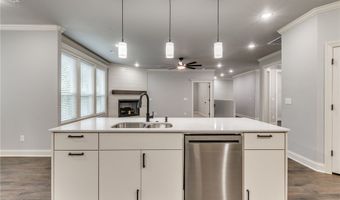 27 Brierfield Ln, Bella Vista, AR 72714