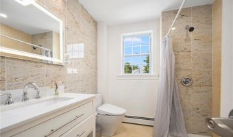 78 Highland Ave, Johnston, RI 02919