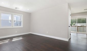 400 Surf Ave, Beachwood, NJ 08722