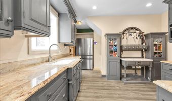 22 Towne St, Amityville, NY 11701