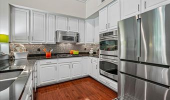 44256 PANTHER RIDGE Dr, Ashburn, VA 20147