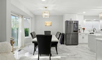 48821 Tremont Dr, Macomb, MI 48044