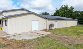 518 3rd Ave, Alton, KS 67623