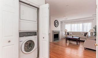 2 Stevenson Way, Narragansett, RI 02882