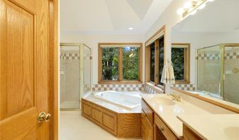 12068 Gantry Ln, Apple Valley, MN 55124