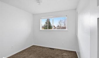 4413 E 8th Ave, Anchorage, AK 99508