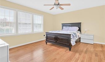 42 Brookside Ave, North Providence, RI 02911