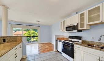 7 CROSS KEYS Rd 7E, Baltimore, MD 21210