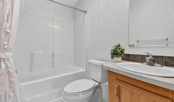 390 Lobo Ln, Chino Valley, AZ 86323