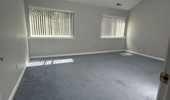 52 Deer Run 52, Bethel, CT 06801
