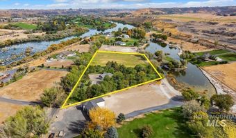 1319 Riverside Dr, Buhl, ID 83316