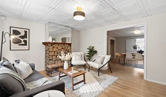 2703 Burham St, Airville, PA 15203