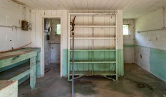 1402 W 12th St, Alma, GA 31510