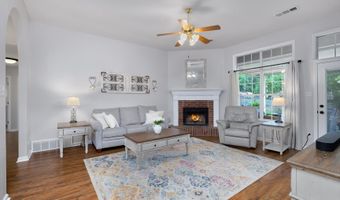 7686 SHADOW Gln, Bartlett, TN 38002