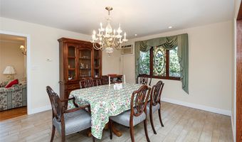 114 Hilldale Rd, Albertson, NY 11507