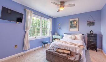 3 HEATHERSTONE Way, Hockessin, DE 19707