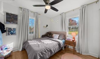 830 S Parkview Dr, Aurora, OH 44202