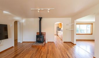 312 N 3RD St, Bellevue, ID 83313