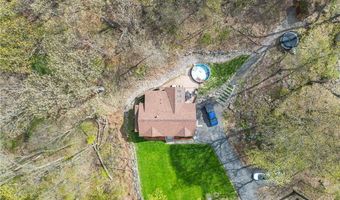 77 Lippitt Ave, Cumberland, RI 02864
