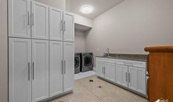 16875 Saint John's Dr, Anchorage, AK 99516