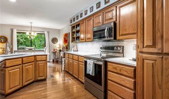 32 Harlow Dr, Bella Vista, AR 72715