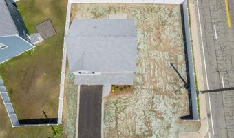 7 Betsey Williams Dr, Warwick, RI 02889