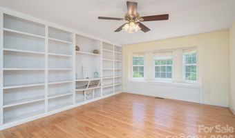 260 Houser Rd, Blacksburg, SC 29702