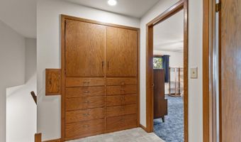 2601 BEECHWOOD Ct, Appleton, WI 54911
