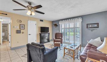 1640 JUNO Trl 205C, Astor, FL 32102