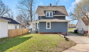 200 28th St Dr SE, Cedar Rapids, IA 52403