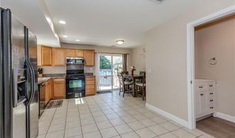 18 Willis St 18, Cranston, RI 02910