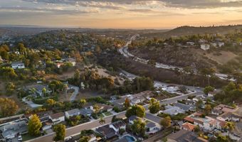 4703 Helix Glen Dr, La Mesa, CA 91941