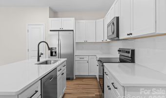2123 Woodhurst Ln, Albemarle, NC 28001