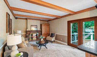 426 Madrina Ct, Ballwin, MO 63021