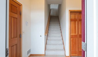 1313 VILLAGE Loop, Bandon, OR 97411