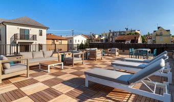 525 AVENUE E 2, Bayonne, NJ 07002