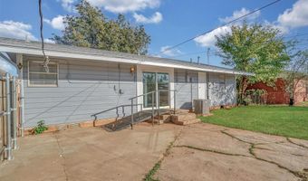 1205 N Chalmers St, Altus, OK 73521