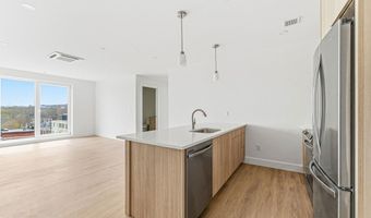 1035 Commonwealth Ave 401, Boston, MA 02215