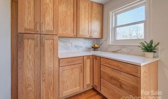 55 Cisco Rd, Asheville, NC 28805