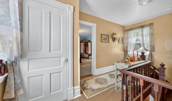 5596 Walnut St, Augusta, MO 63332