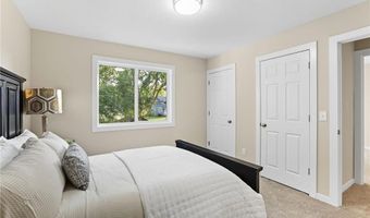 426 Taylor St, Anoka, MN 55303